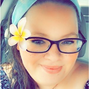 Meet your Posher, Deanna